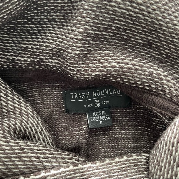 Trash Nouveau sweater - Picture 5 of 8